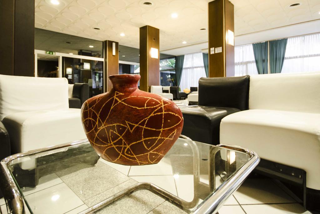 Grand Hotel Helios タルクイーニア エクステリア 写真