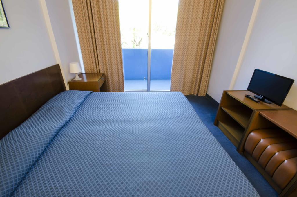 Grand Hotel Helios タルクイーニア エクステリア 写真